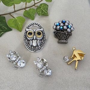 Bundle of Small Pins Owl Basket Of Pearls Cat Volleyball Player